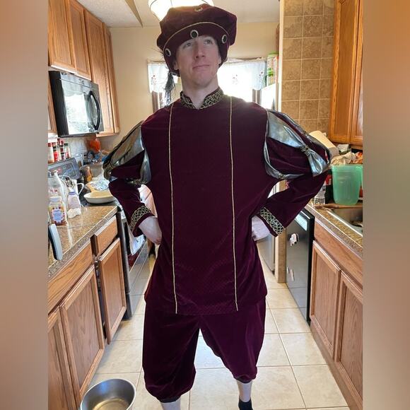 Vintage Other - Red velvet renaissance costume